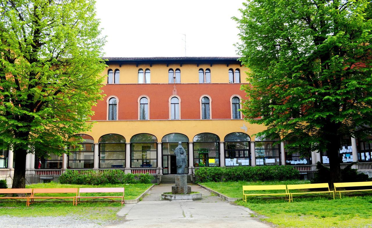 Hotel Casa Per Ferie Achille Ricci Mailand Exterior foto